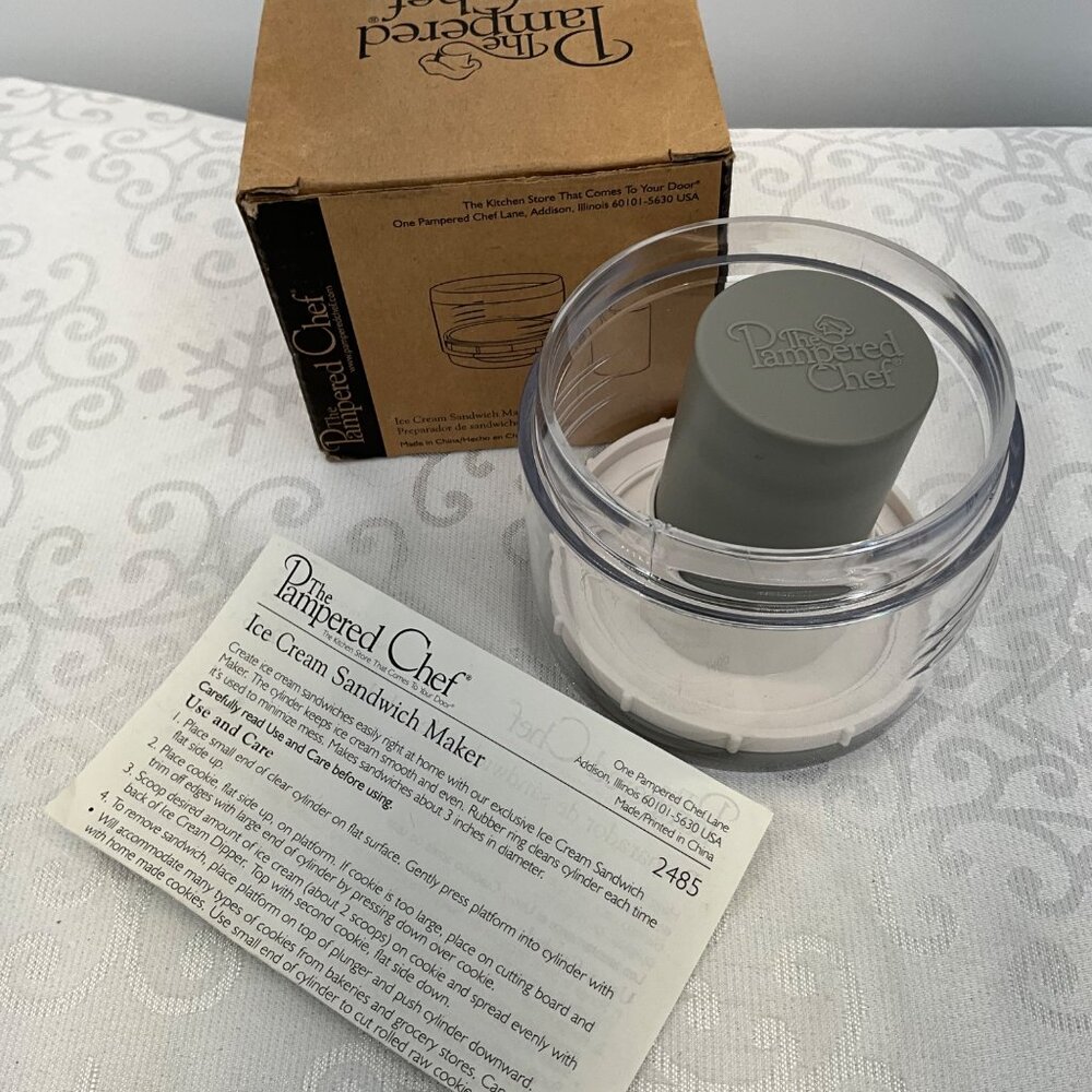 Pampered Chef Ice Cream Sandwich Maker With‎ Box